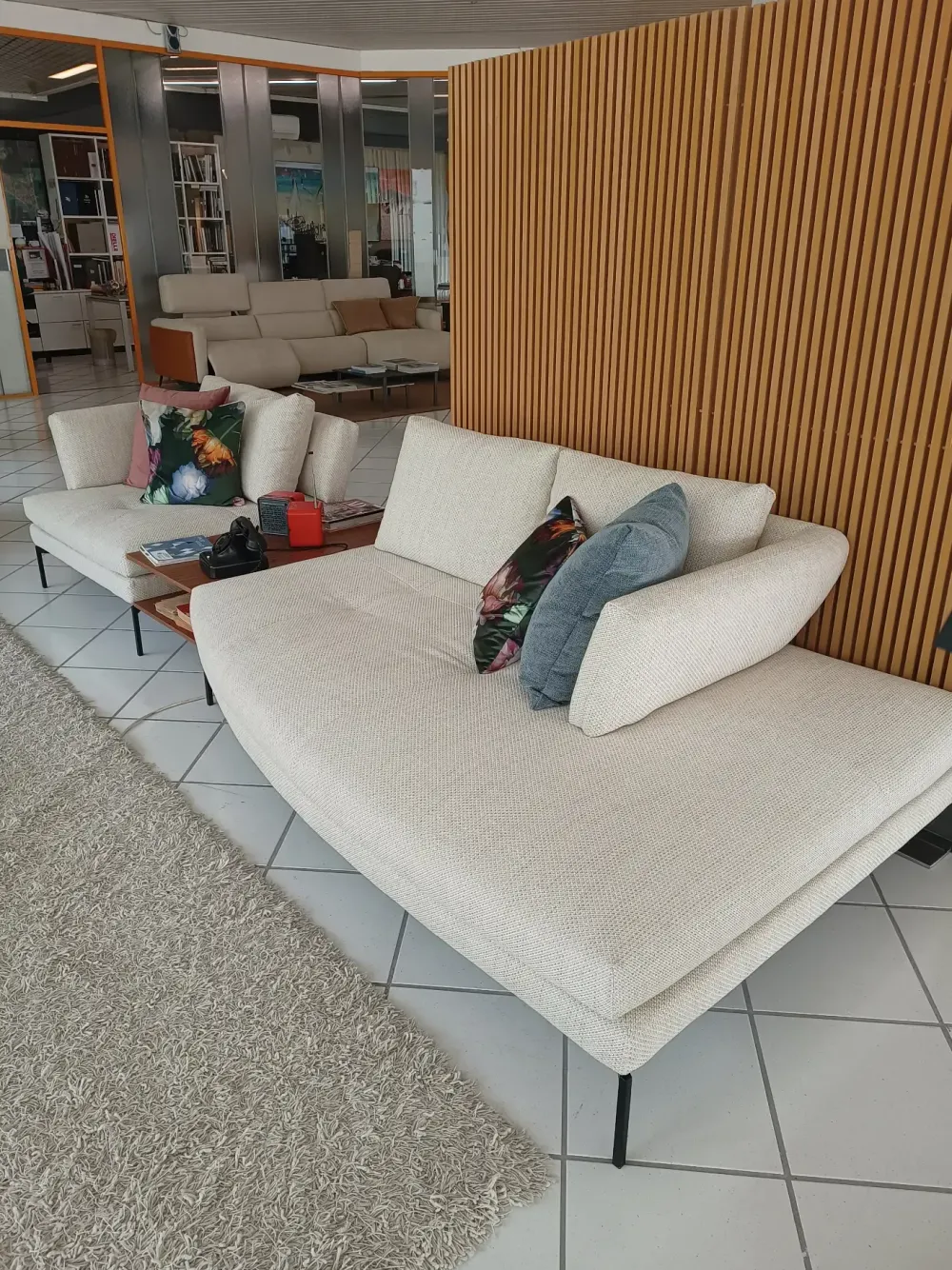 Bonaldo Divano in Tessuto stile design modello Aliante scontato - 25%- Divani