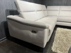 Divano in Tessuto stile moderno modello Pepe scontato - 34%^Le Comfort New