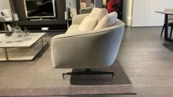 Outlet Divano in Tessuto stile moderno modello Betty scontato - 35% Divani