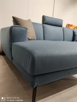 Clearance Divano in Tessuto stile moderno modello Bora scontato - 50% Divani