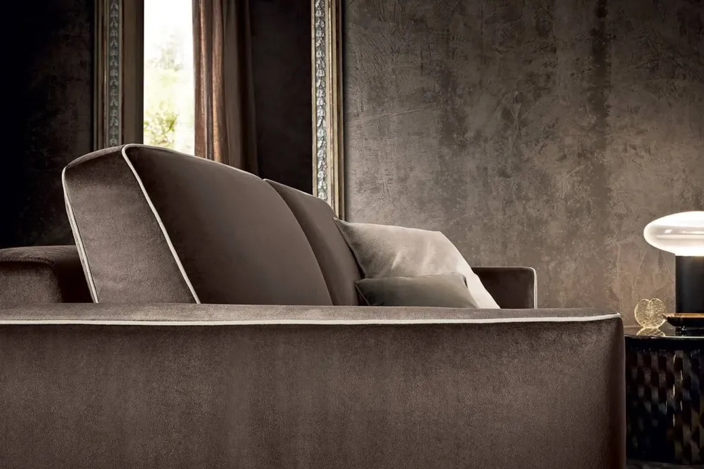 Artigianale Divano Kim : con uno SCONTO ESCLUSIVO del 34%- Divani