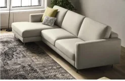 New Divano Kloe in Tessuto a 2800€. Penisola inclusa. Divani