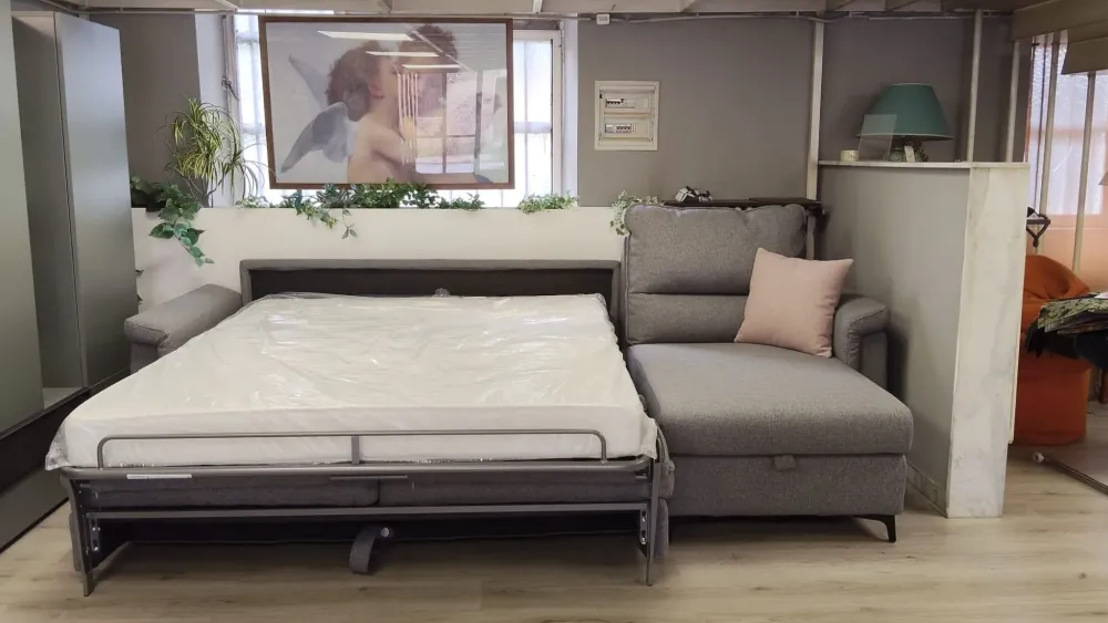 Artigianale Divano Letto con penisola Antony di a prezzo scontato- Divani