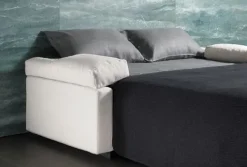Divano letto in tessuto poliuretano. in Offerta Outlet.^BK salotti Discount