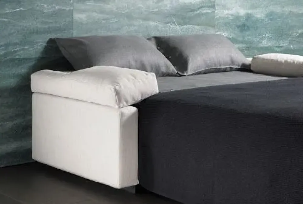 Divano letto in tessuto poliuretano. in Offerta Outlet.^BK salotti Discount