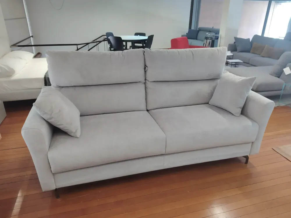 Divano Letto Maya di a prezzo ribassato^Biel New