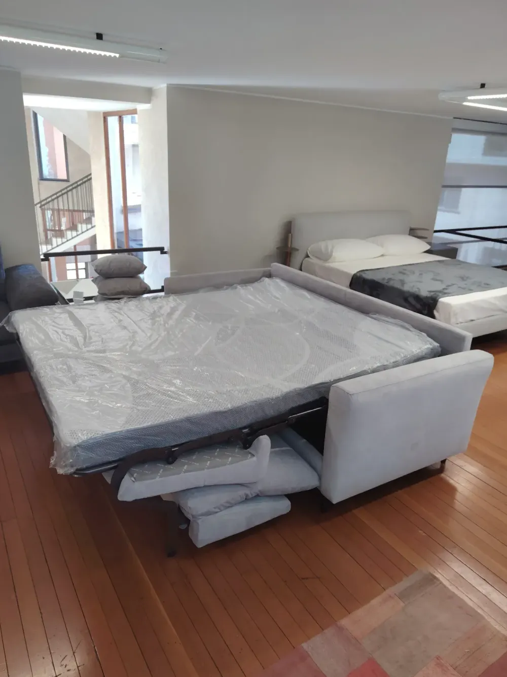 Divano Letto Maya di a prezzo ribassato^Biel New