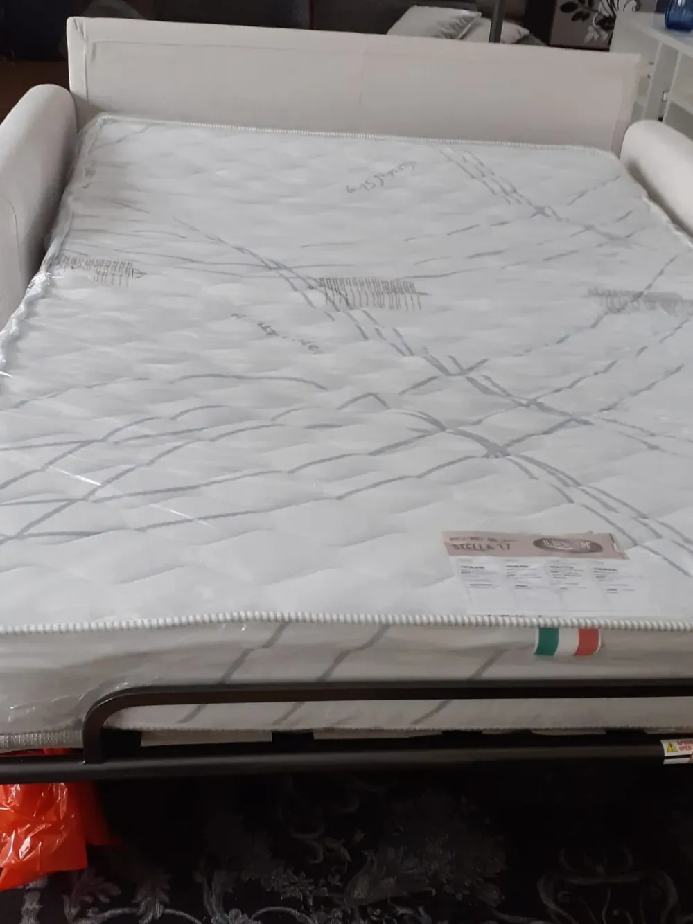 Divano Letto Roger di a prezzo ribassato^Il Benessere Outlet