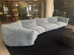 Best Divano Lineare a 4 posti Moncloud di : prezzo su richiesta Divani