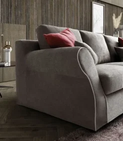 Divano Lineare Abby a 1045 Euro^Le Comfort