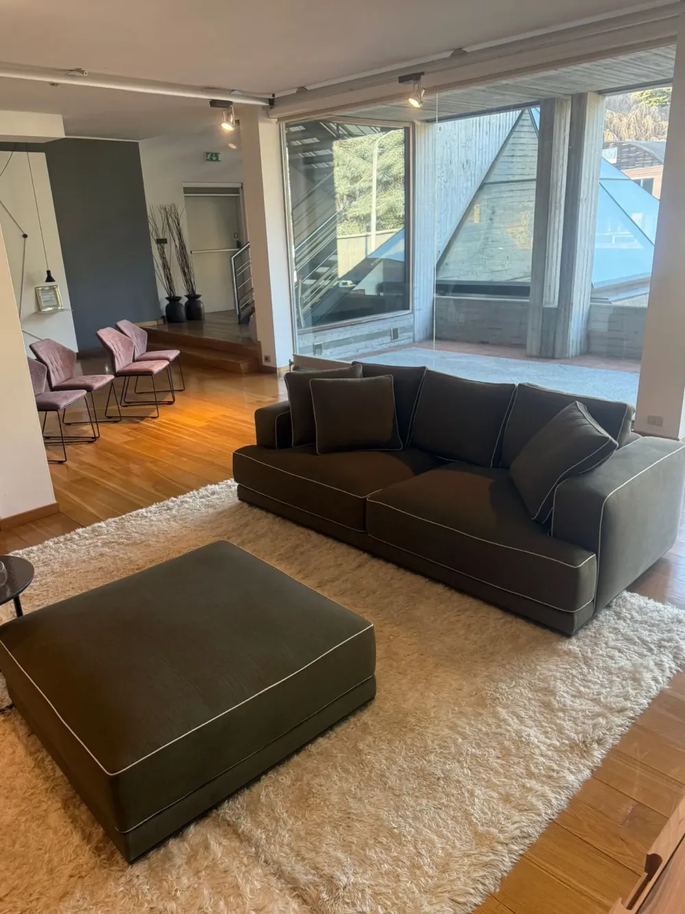 Divano Lineare Augusto a 12100€^Molteni & C New