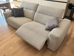 Divano Lineare Beverly in Offerta Outlet a 1750 Euro^Egoitaliano Discount