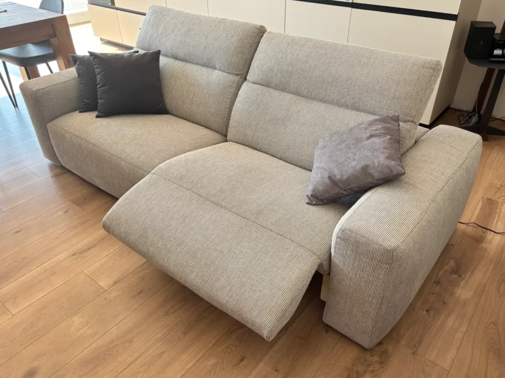 Divano Lineare Beverly in Offerta Outlet a 1750 Euro^Egoitaliano Discount