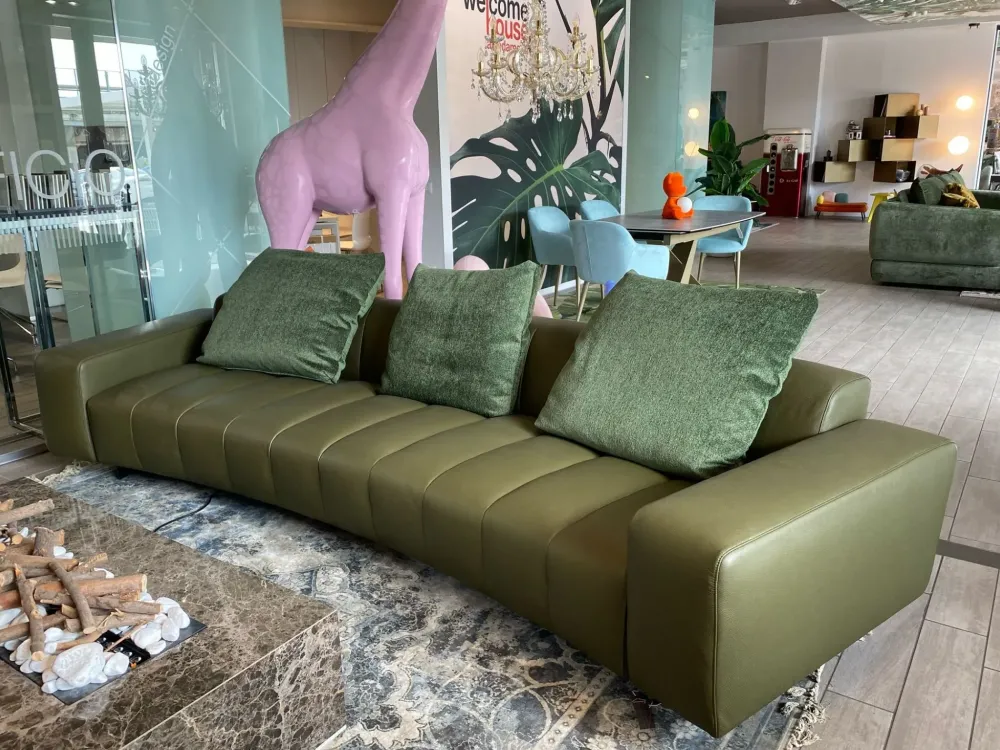 Valentini Divano Lineare modello Brando di in offerta- Divani