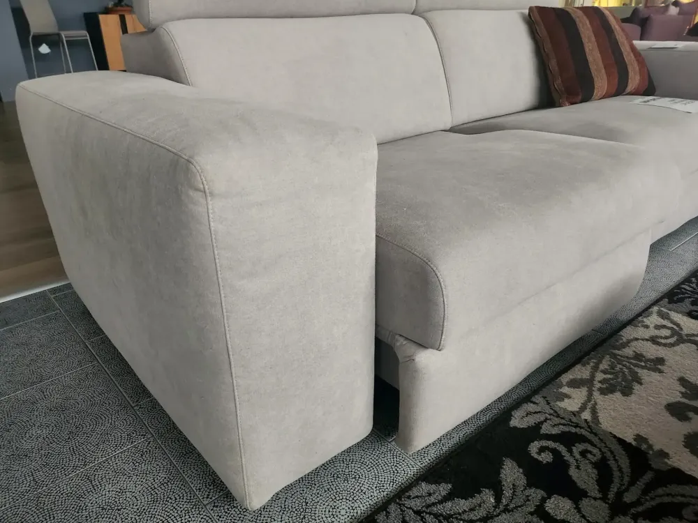 Divano Lineare modello Divano extendo l544 di in offerta^Rigosalotti Discount