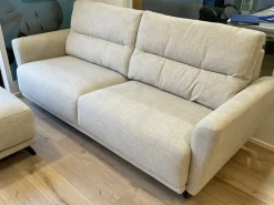 Doimo Salotti Divano Lineare modello Divano mod victor di a prezzi convenienti- Divani