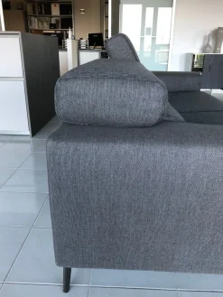 Felis Divano Lineare modello Fred di a prezzi outlet- Divani