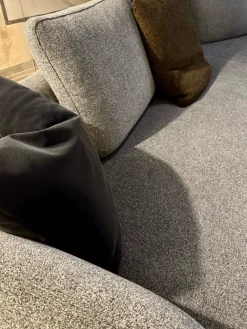 Poliform Divano Lineare modello Saint germain di con forte sconto- Divani