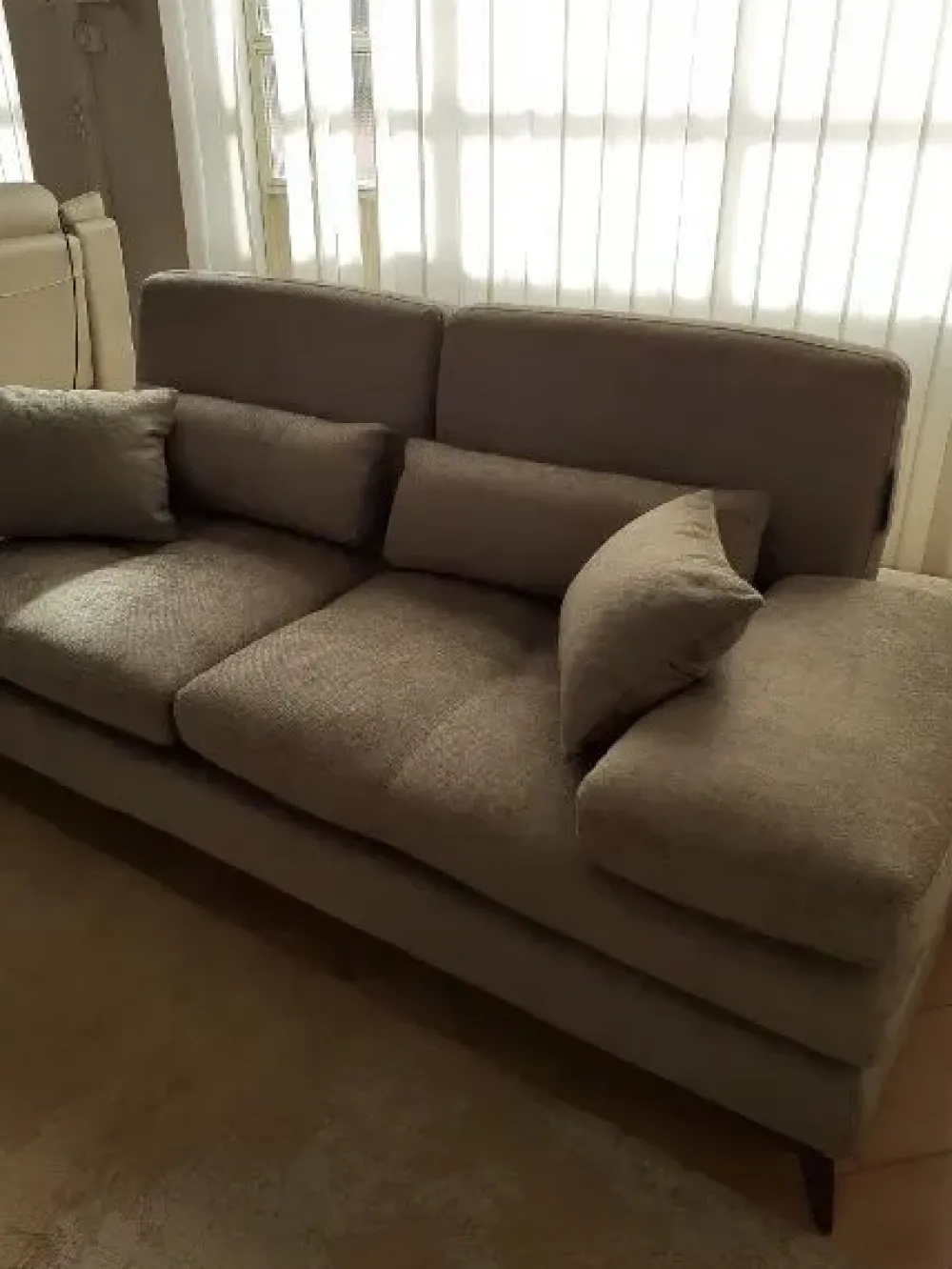 Divano Lineare modello Serena di a prezzi convenienti^Nicoletti Home Best