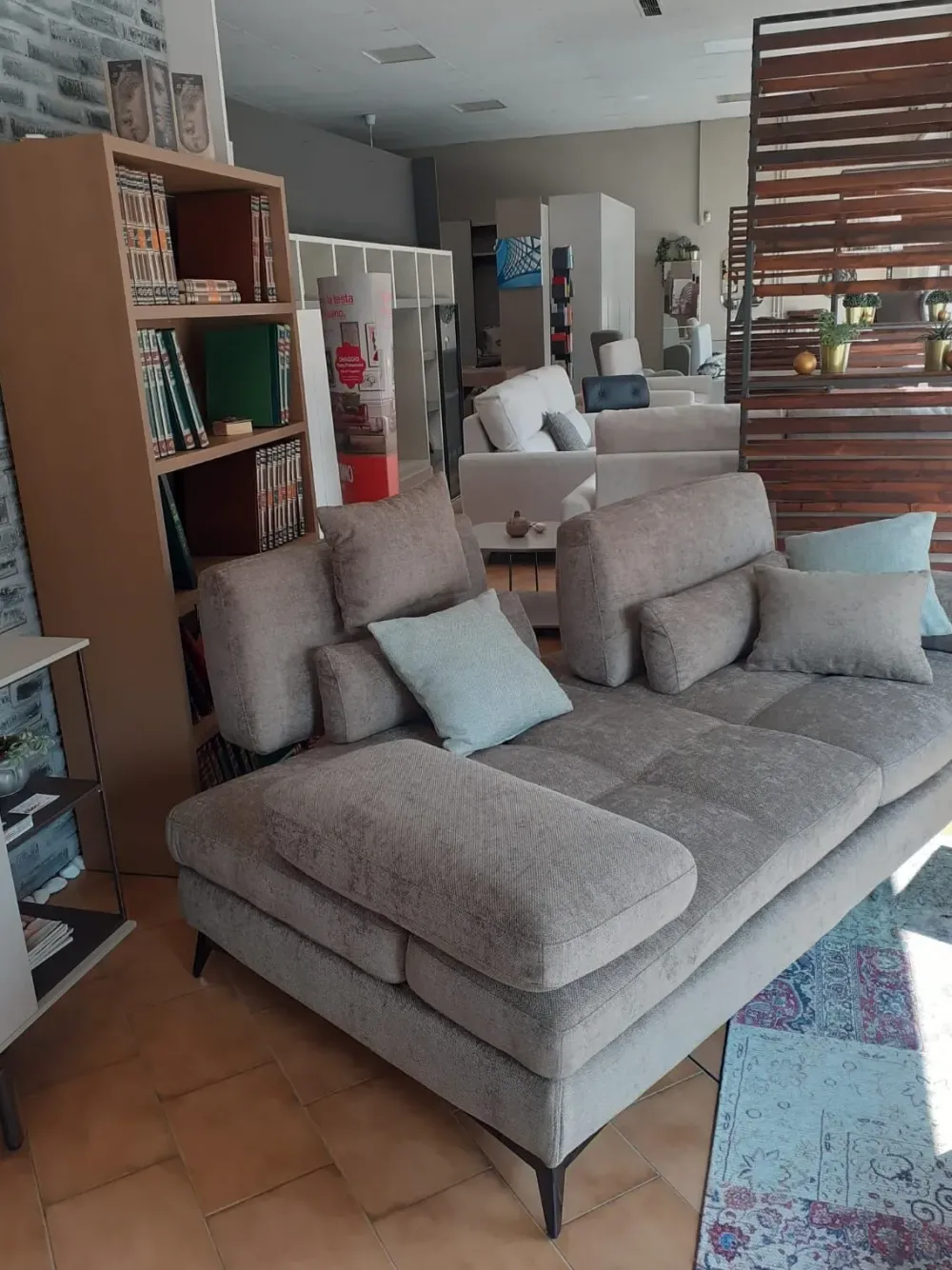 Divano Lineare modello Serena di a prezzi convenienti^Nicoletti Home Best