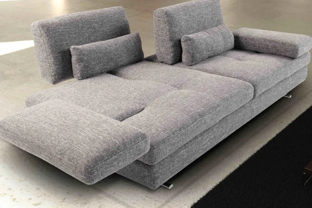 Nicoletti Home Divano lineare Serena in Pelle a 3890€- Divani