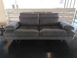 Divano Lineare Toby wing di a prezzo scontato^Calia Discount