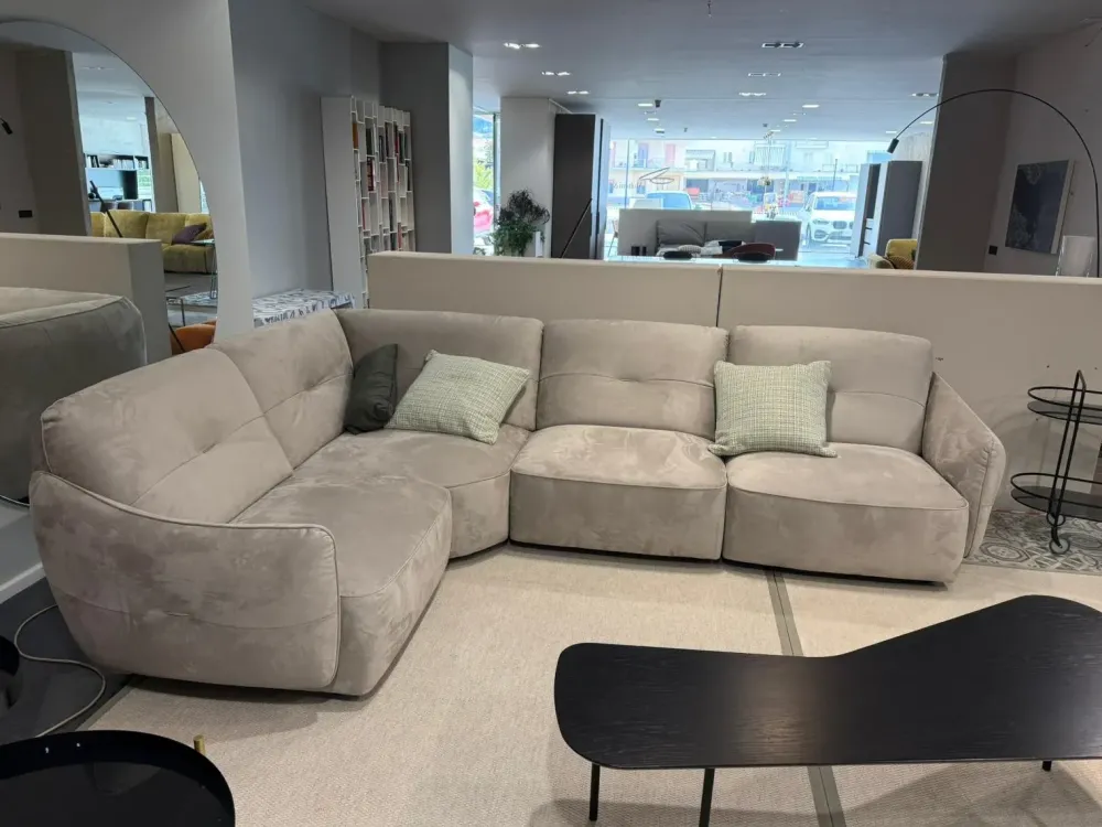 Clearance Divano Lux in Tessuto non sfoderabile di scontato 50% Divani