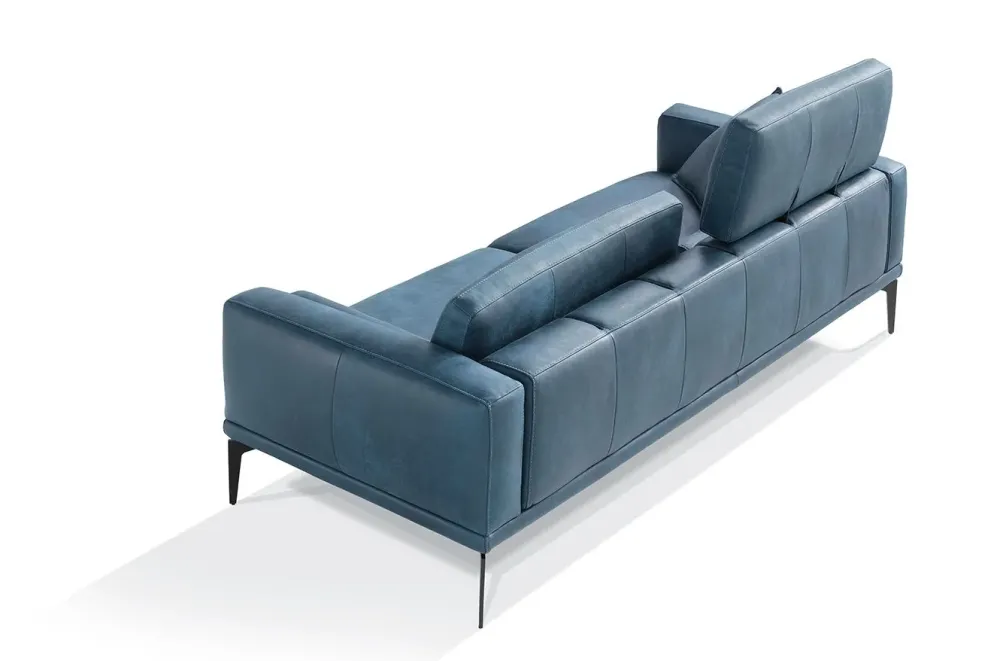 Egoitaliano Divano Masù pelle : con uno SCONTO ESCLUSIVO del 32%- Divani