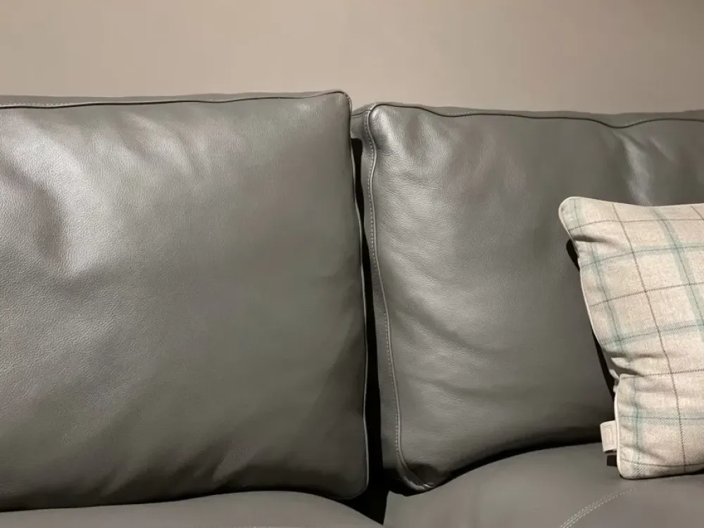 Divano Massimosistema in Pelle a prezzo scontato^Poltrona Frau Best