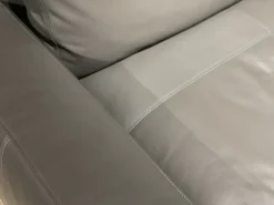 Divano Massimosistema in Pelle a prezzo scontato^Poltrona Frau Best