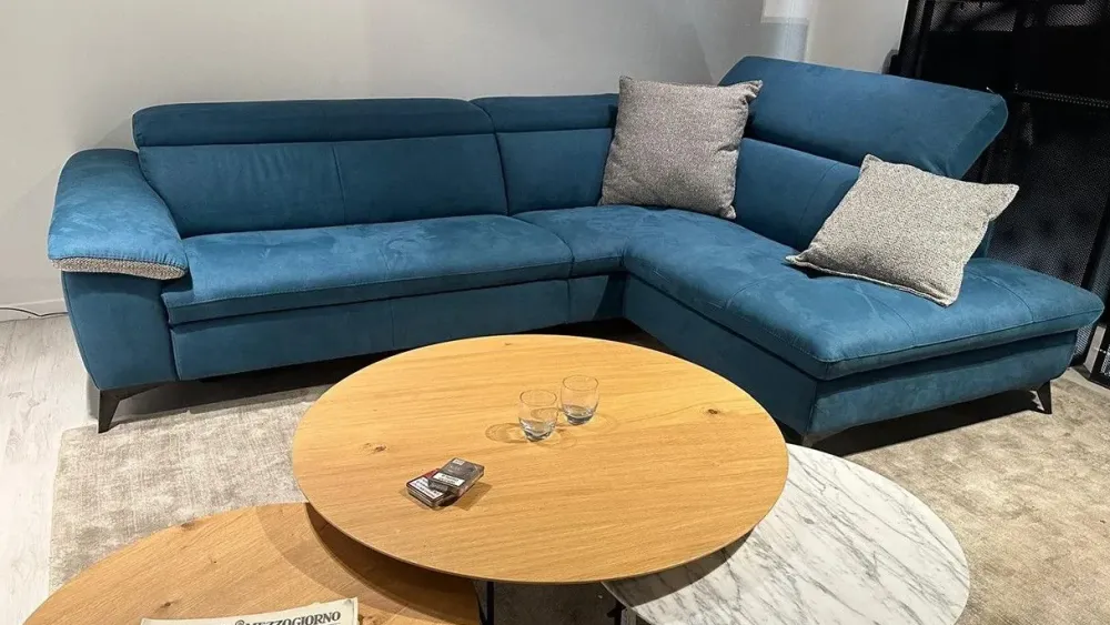 La casa moderna Divano Mauritius a PREZZO OUTLET scontato del 60%- Divani