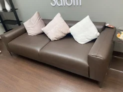 Divano Metropolis : con uno SCONTO ESCLUSIVO del 60%^Doimo Salotti Discount