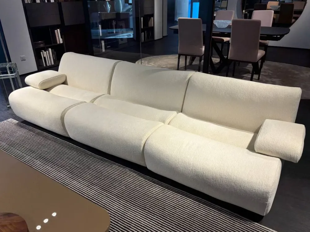 Poliform Divano Moderno Ernest con 3 posti a prezzo riservato- Divani