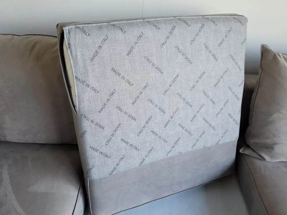 Divano moderno tessuto Glammy di con sconto del - 42%^Samoa