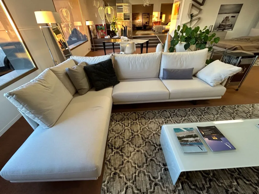 Divano moderno tessuto Lord byron di con sconto del - 48%^Deas Online