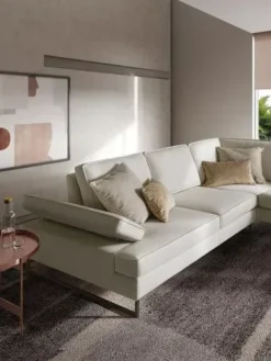 Divano moderno tessuto Luis di con sconto del - 35% Divani