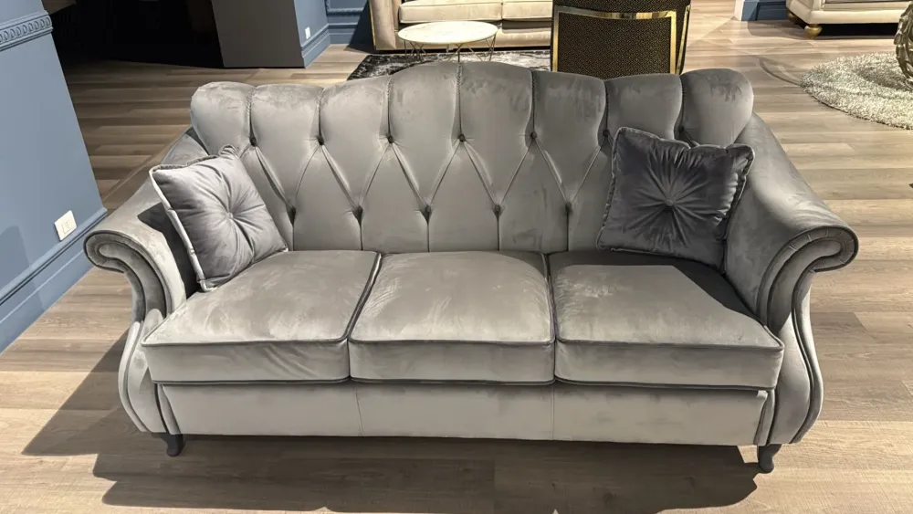 Artigianale Divano Morfeus di in stile classico a prezzo scontato- Divani