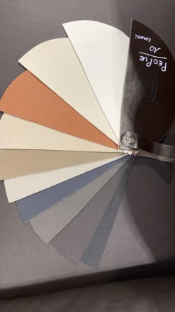 Clearance Divano New york di in stile design a prezzo scontato Divani