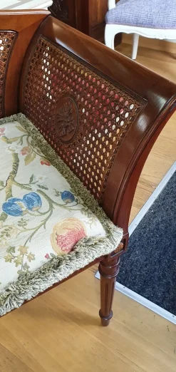 Divano Paglia vienna con cuscino in Tessuto a prezzo ribassato^Artigianale Sale