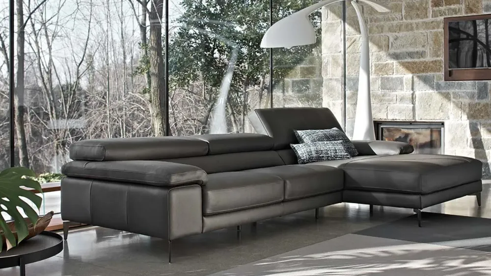 Doimo Salotti Divano Paris Design SCONTATO. Prezzo riservato. Arreda con stile!- Divani