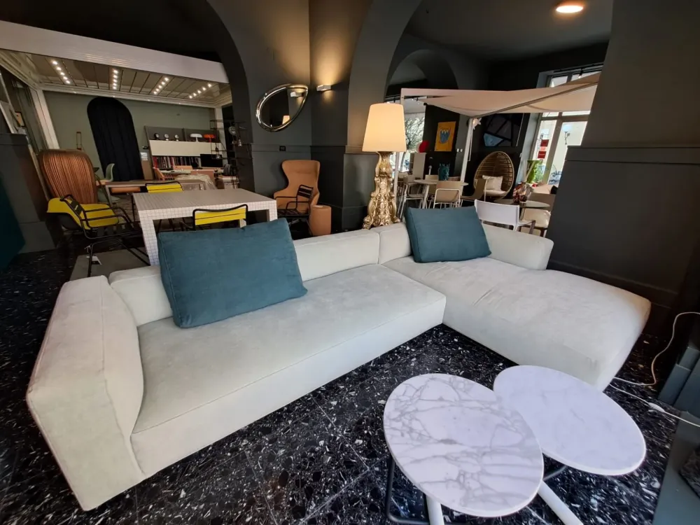 Divano Pianoalto in Tessuto non sfoderabile di scontato 30%^Zanotta