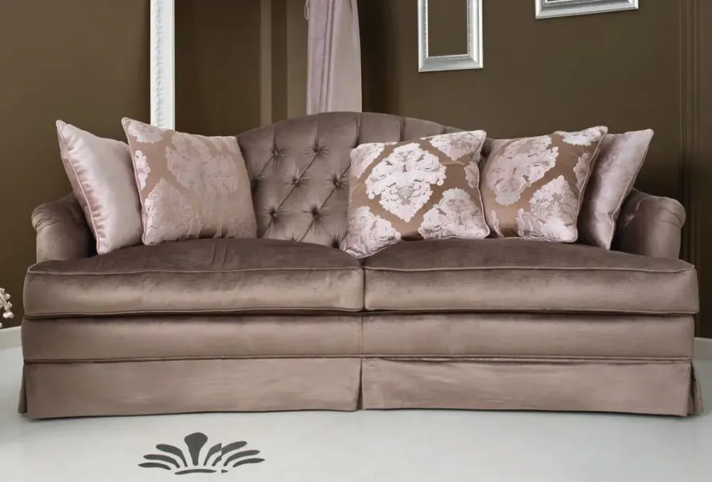 Outlet Divano Piuma doppio strato modello villa veneziana in Tessuto non sfoderabile di scontato 40% Divani