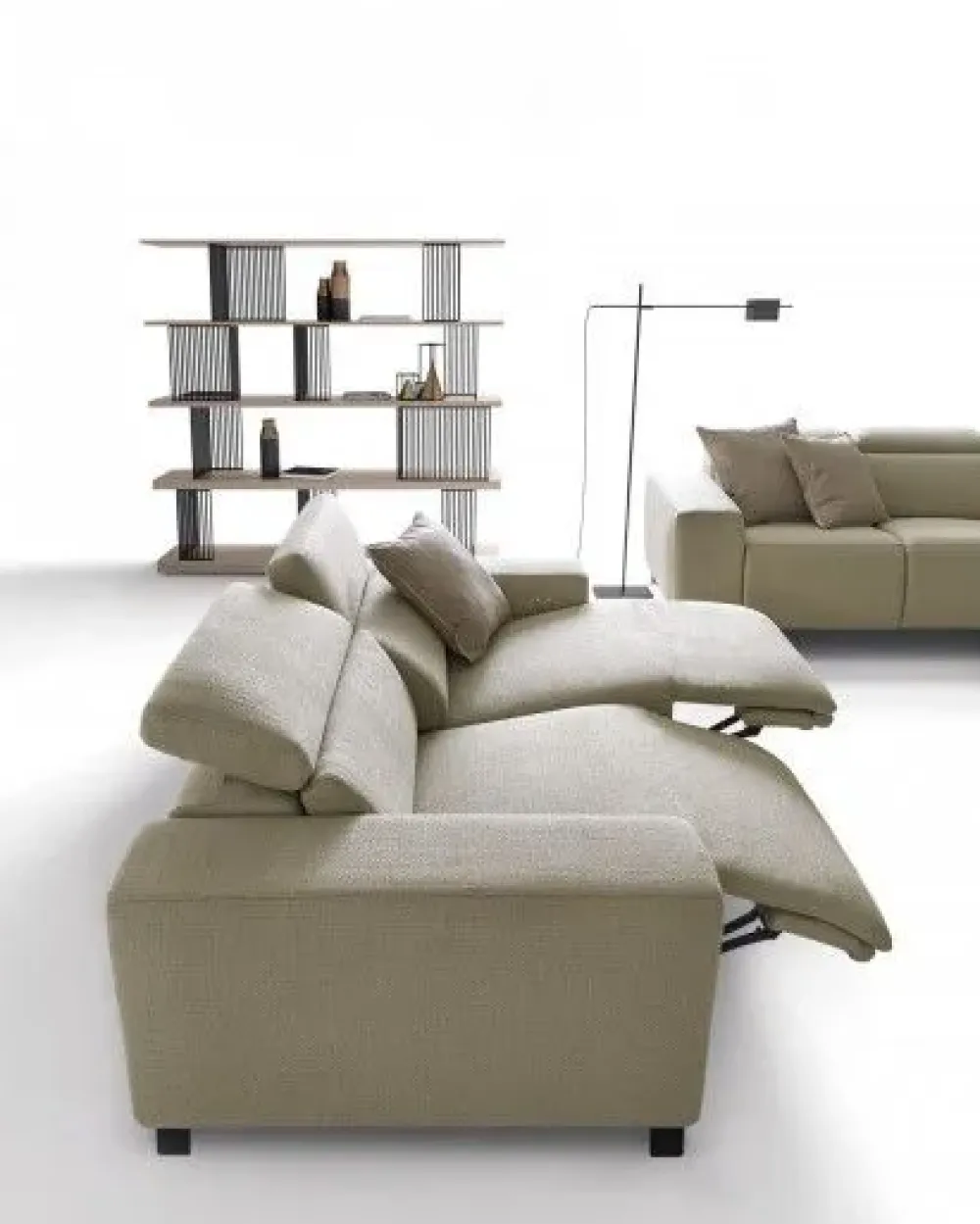 Outlet Divano relax Sebastian con forte sconto Divani