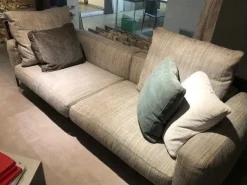 Sale Divano Romeo a prezzo ribassato Divani