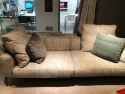 Sale Divano Romeo a prezzo ribassato Divani