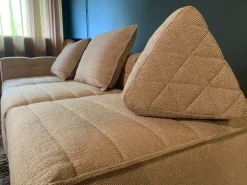 Gervasoni Divano Samet in Tessuto sfoderabile  di scontato 46%- Divani