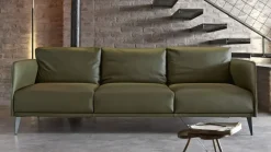 Doimo Salotti Divano Stuart : prezzo su richiesta. Lunghezza: 2,5 m.- Divani