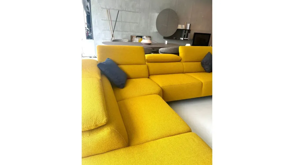 Nicoletti Home Divano Tesla in Tessuto a prezzo ribassato- Divani