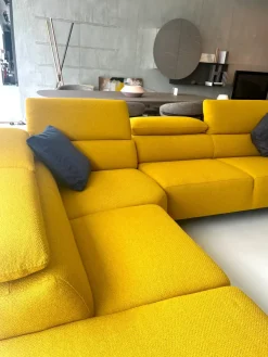 Nicoletti Home Divano Tesla in Tessuto a prezzo ribassato- Divani