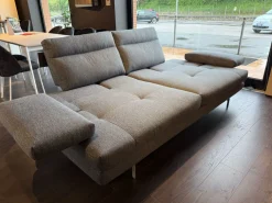 Calia Divano Toby wing di in stile design a prezzo scontato- Divani